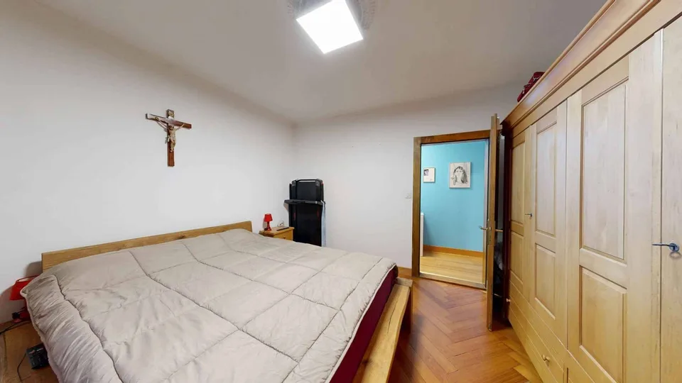 Ampio appartamento di 5 locali con terrazza panoramica