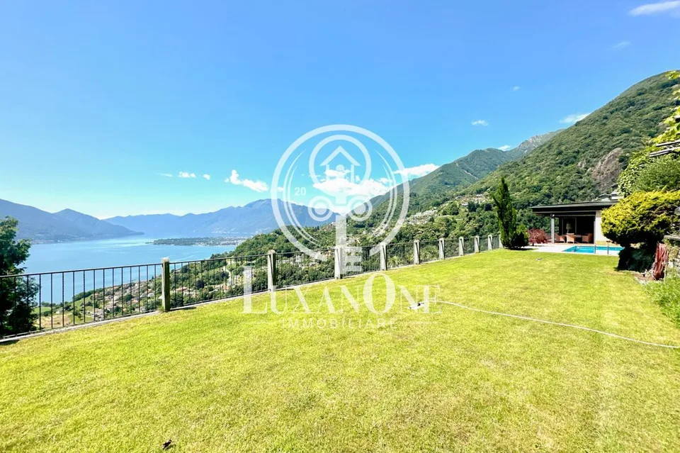 Fascino ticinese e panorama mozzafiato – 4.5 locali con vista lago a 180° – foto 8 di 18