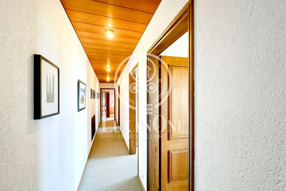 Fascino ticinese e panorama mozzafiato – 4.5 locali con vista lago a 180° – foto 12 di 18