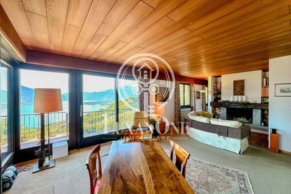 Fascino ticinese e panorama mozzafiato – 4.5 locali con vista lago a 180° – foto 10 di 18