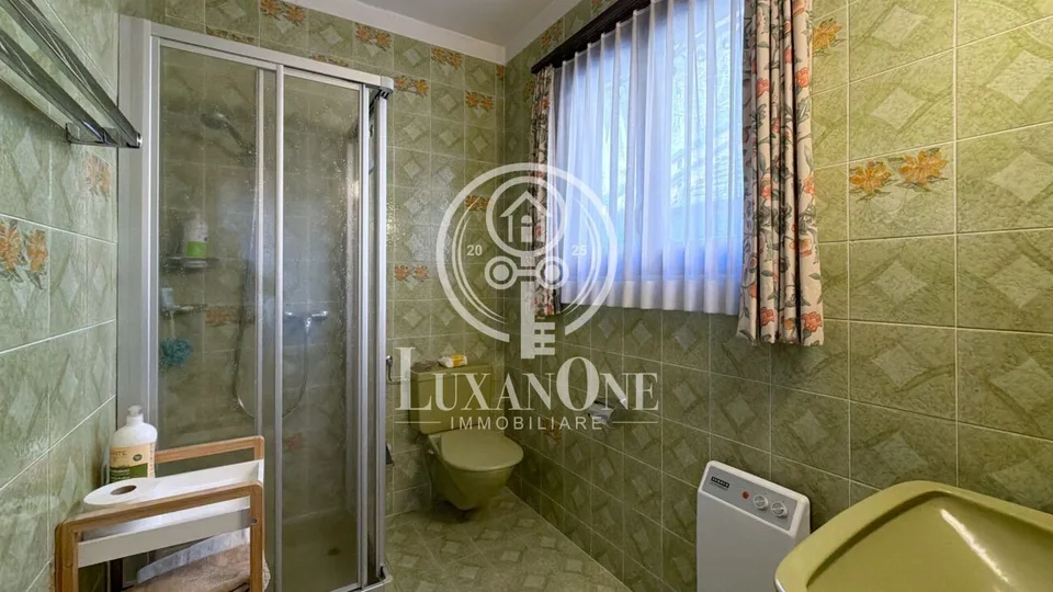 Fascino ticinese e panorama mozzafiato – 4.5 locali con vista lago a 180° – foto 17 di 18