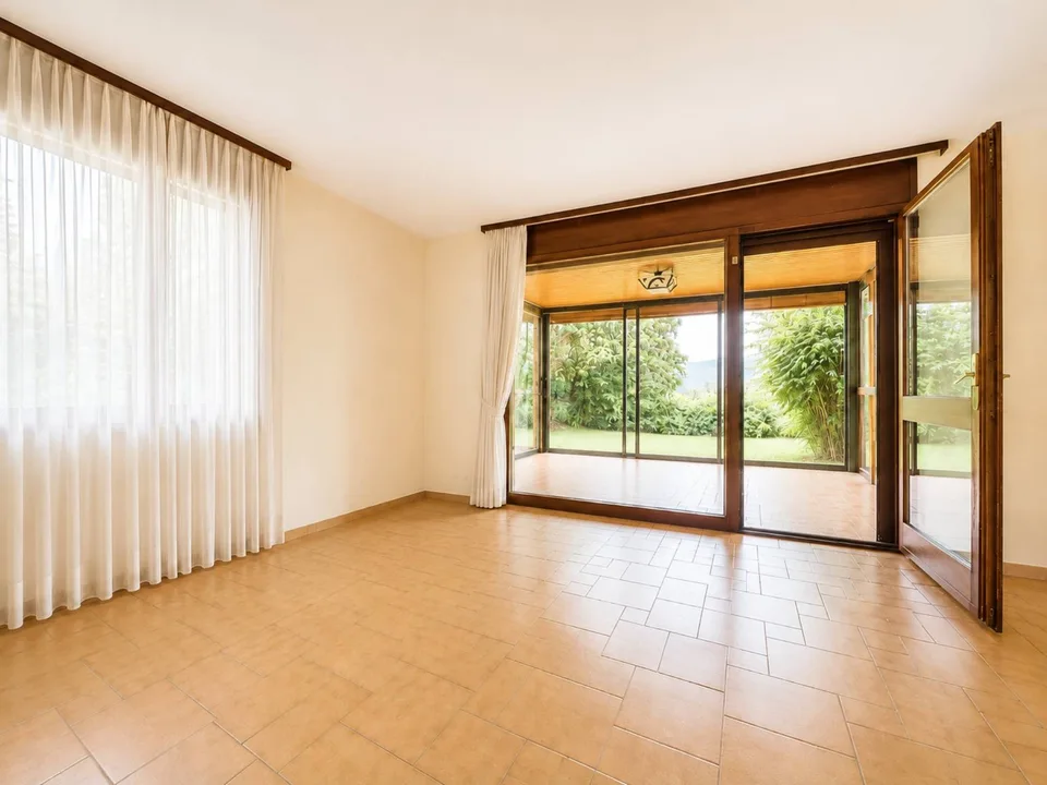 Villa di 6,5 locali con studio indipendente