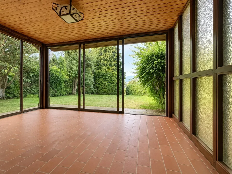 Villa di 6,5 locali con studio indipendente