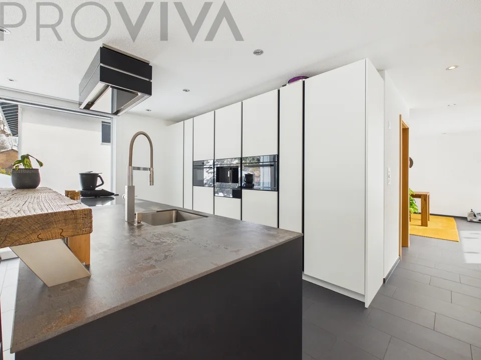 Proviva präsentiert: Einfamilienhaus mit Komfort, Sonne und Ruhe