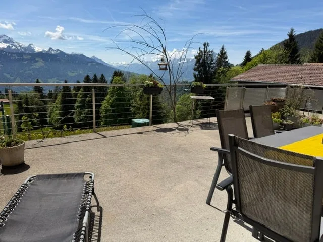 Charmantes Haus in Beatenberg mit atemberaubender Aussicht