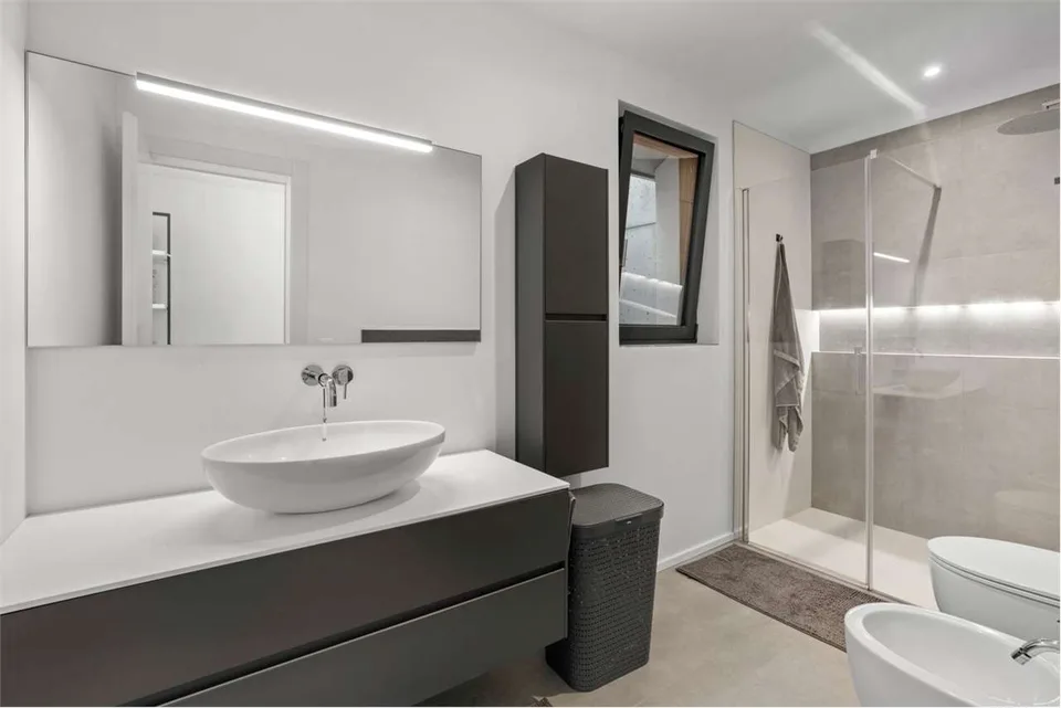 Nuova Villa moderna + 2.5 indipendente | 8 posti auto – foto 9 di 13