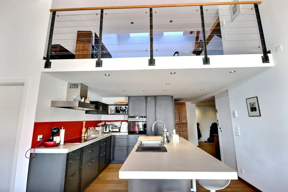 Prächtiges Triplex mit 55m2 erhöhter Terrasse