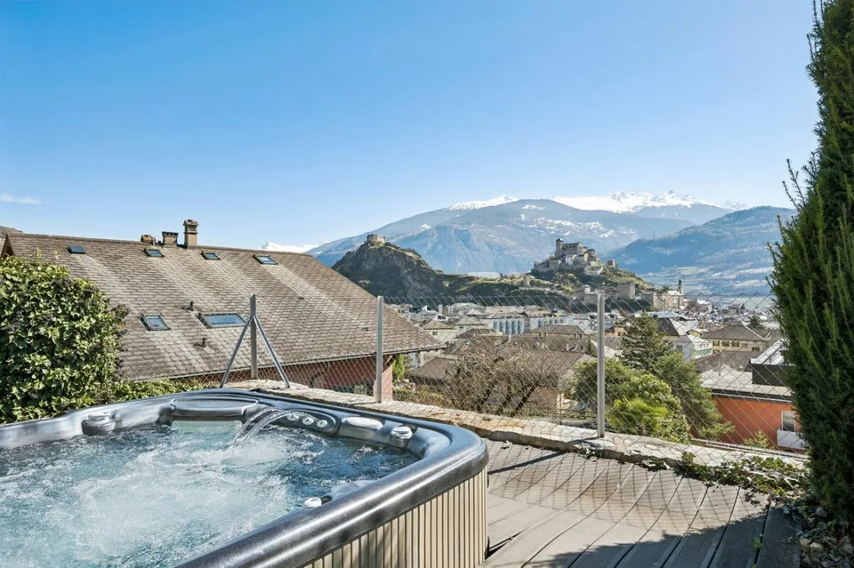Exklusive Villa mit Panorama – Foto 13 von 14