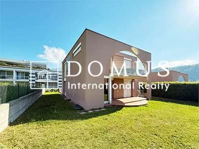 Villa indipendente, 7 localii, giardino, garage - Disponibile subito
