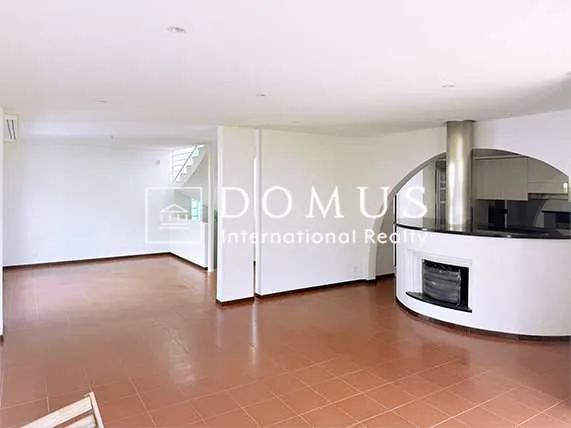 Villa indipendente, 7 localii, giardino, garage - Disponibile subito