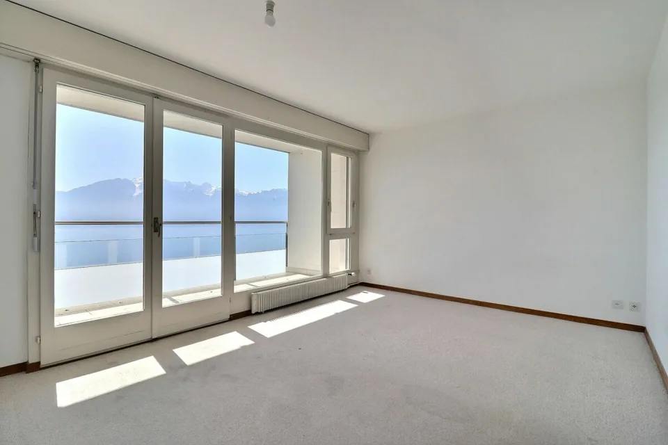 Duplex mit 3.5 Zimmern + Büro mit großem Potenzial und unvergleichlichem Blick – Foto 10 von 21