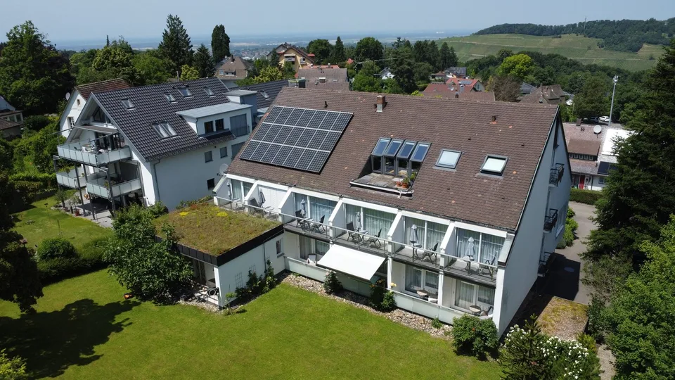 Bella proprietà alberghiera con 18 camere e 2 appartamenti aggiuntivi in posizione ideale a Badenweiler