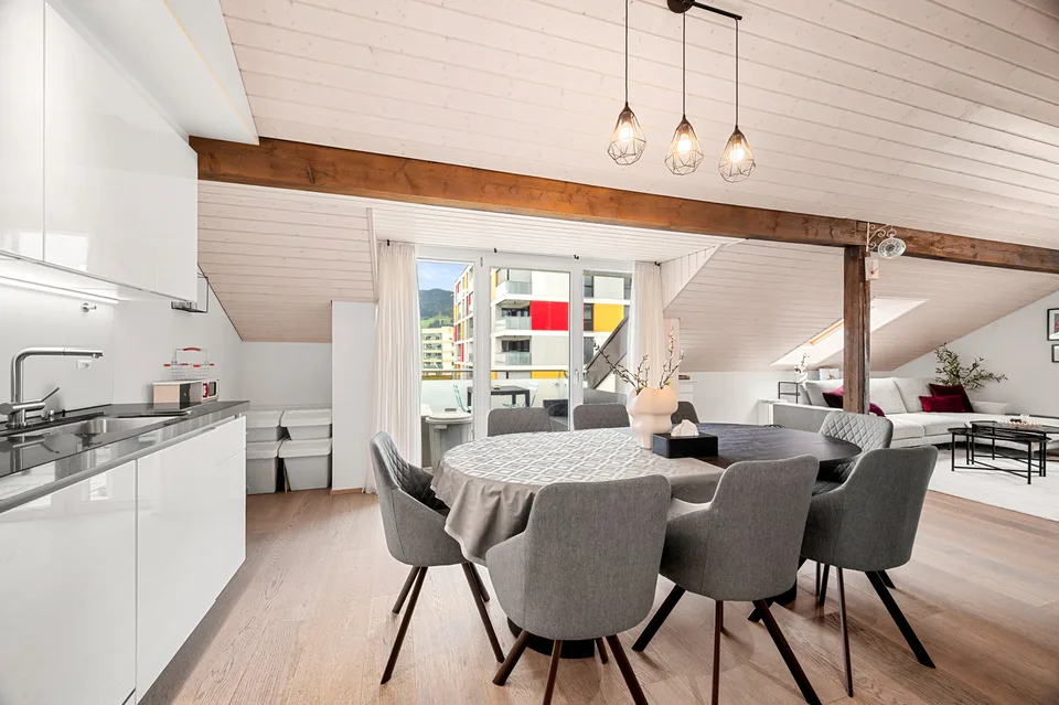 Zu verkaufen - Superbes Duplex von 4,5 Zimmern in Bulle mit atemberaubendem Blick auf den Moléson