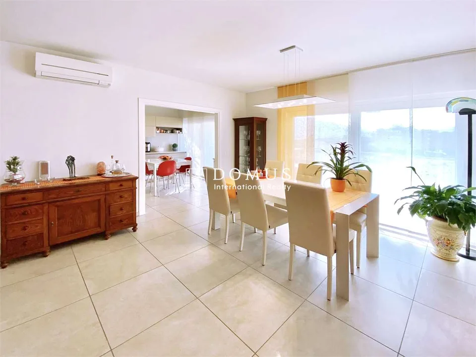 Edles und geräumiges Apartment mit großer Terrasse