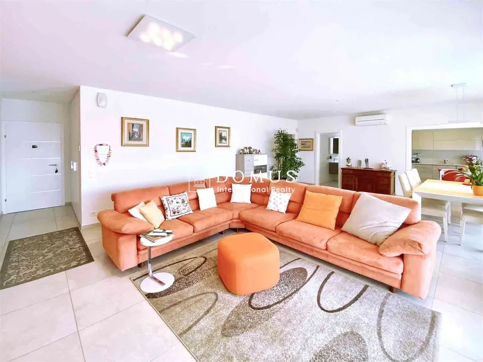 Edles und geräumiges Apartment mit großer Terrasse