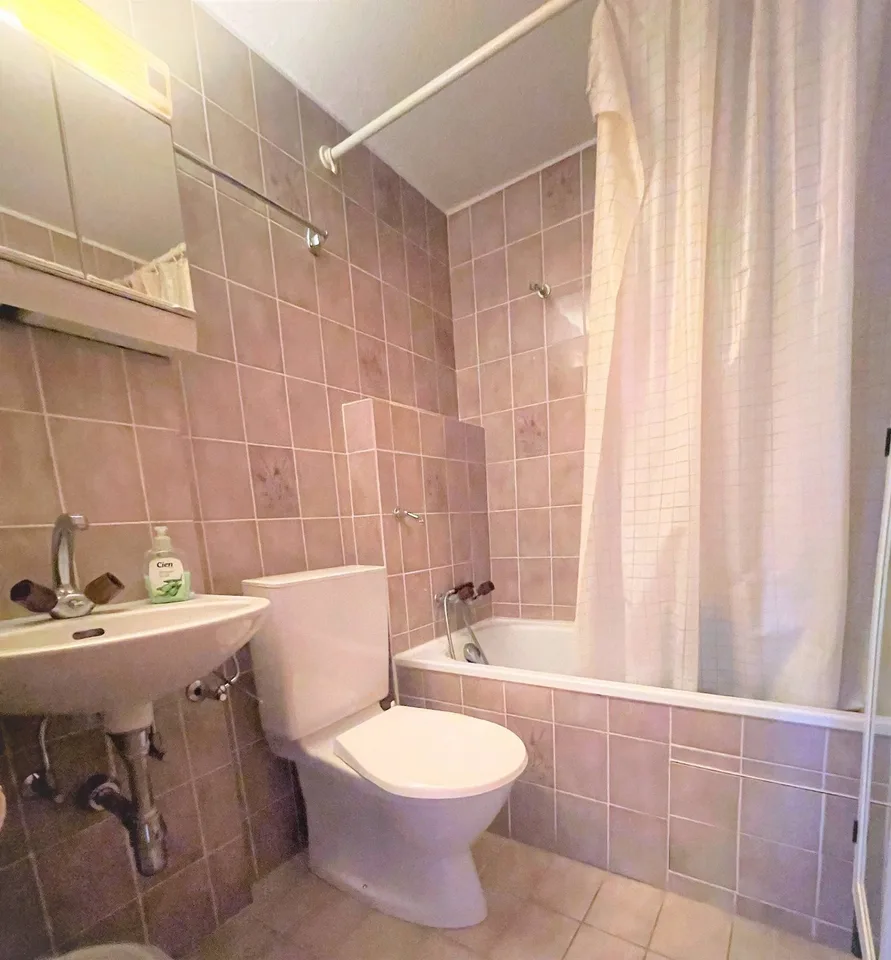 Appartamento di 3.5 locali di 63m2 in duplex nel sottotetto con balconi e vista impareggiabile