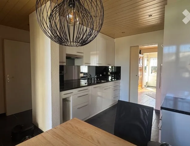 Casa colonica bernese modernizzata