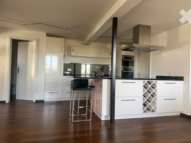 Casa colonica bernese modernizzata
