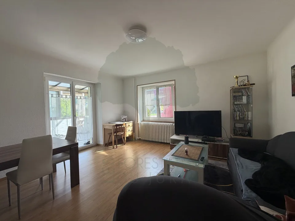 Haus mit drei Wohnungen in Cornol