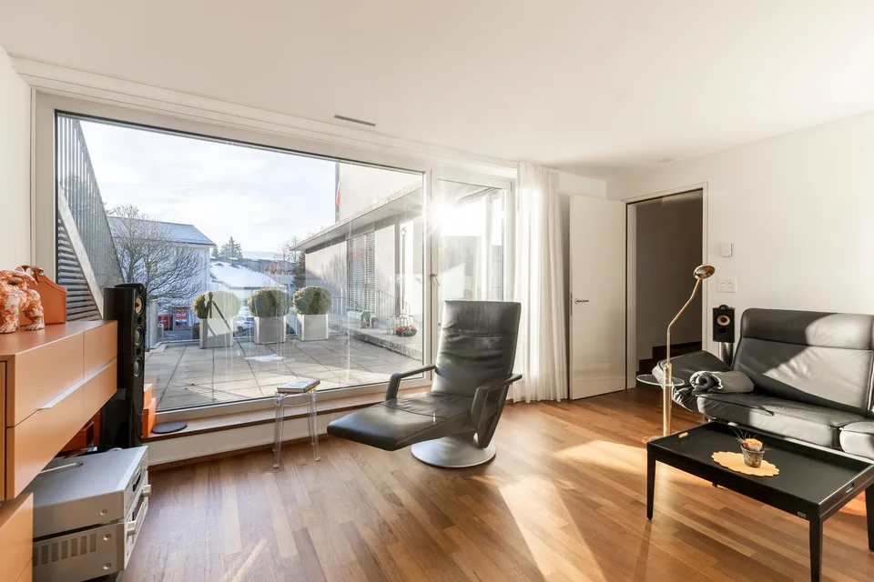 Stilvolle Familienwohnung mit herrlichen Terrassen – Foto 8 von 11