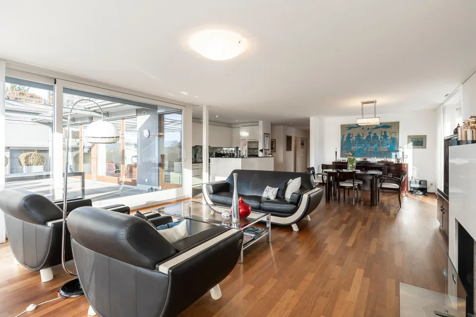 Stilvolle Familienwohnung mit herrlichen Terrassen