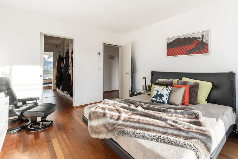 Stilvolle Familienwohnung mit herrlichen Terrassen – Foto 6 von 11