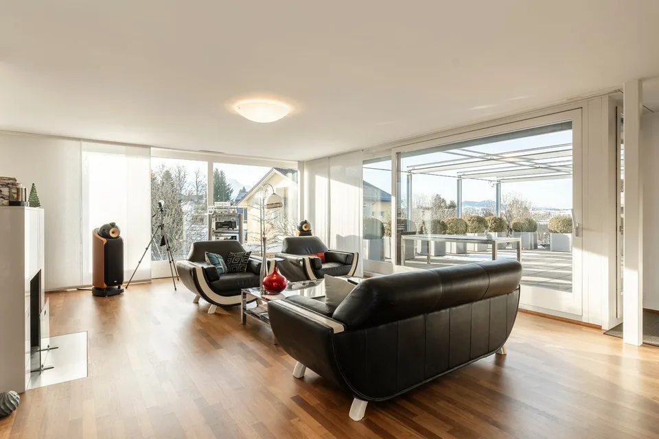 Stilvolle Familienwohnung mit herrlichen Terrassen