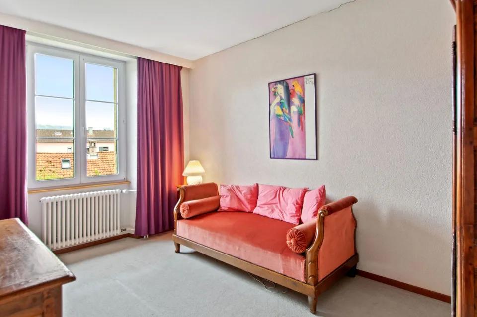 Großes Einfamilienhaus mit 11 Zimmern in Porrentruy – Foto 7 von 13
