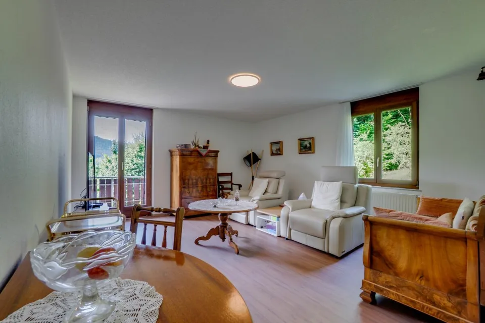 3 1/2 Zimmerwohnung, Hubel 77