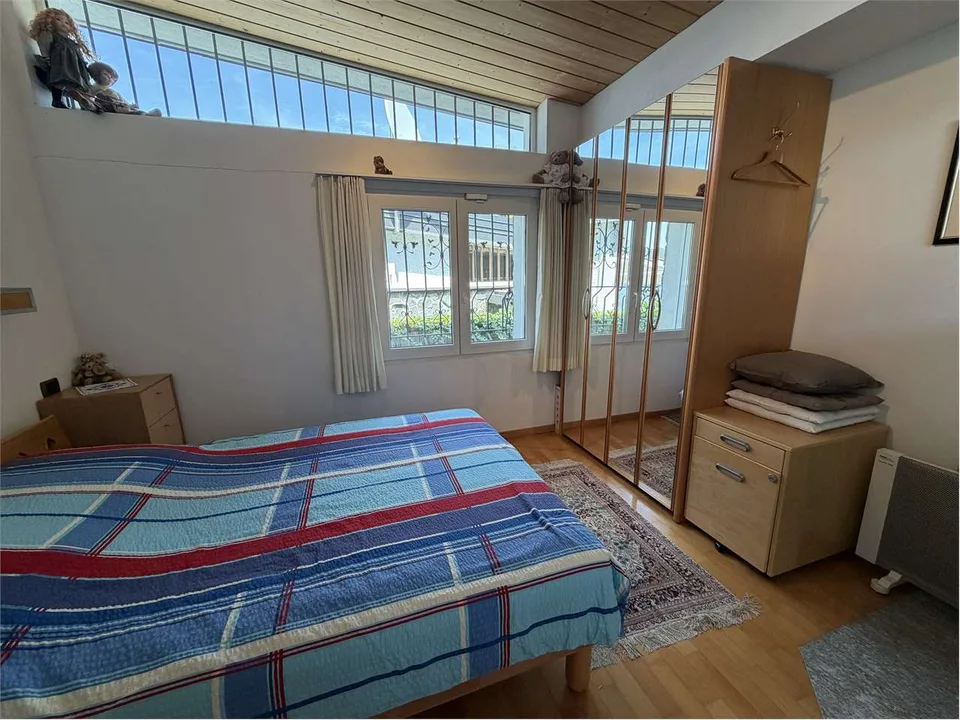 Casa indipendente completamente ristrutturata su un unico livello con – foto 9 di 13