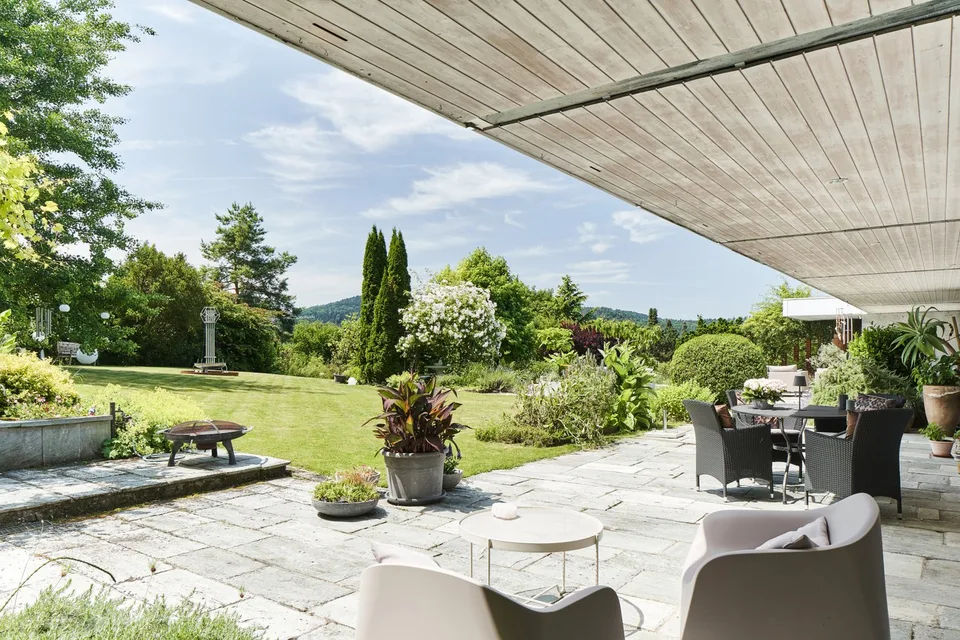 Ihr privates Gartenrefugium – 7.5-Zimmer-Landhaus in Elgg