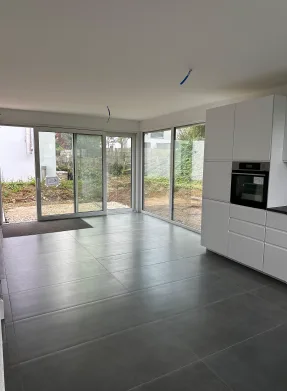 Ultime 4 case: Casa a schiera moderna di 5,5 locali in posizione tranquilla di Seltisberg