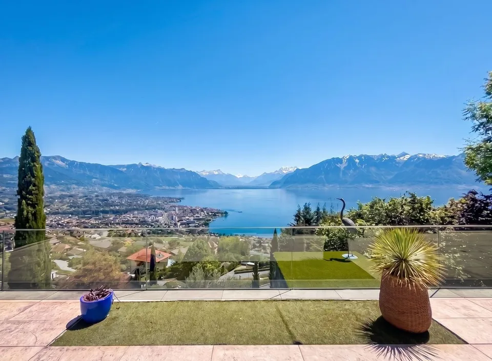 Villa individuelle avec piscine et vue panoramique époustouflante – photo 10 sur 10