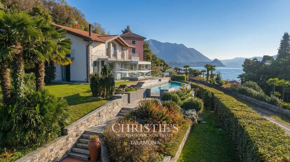 Villa elegante sul lago con vista panoramica ? Brezzo di Bedero