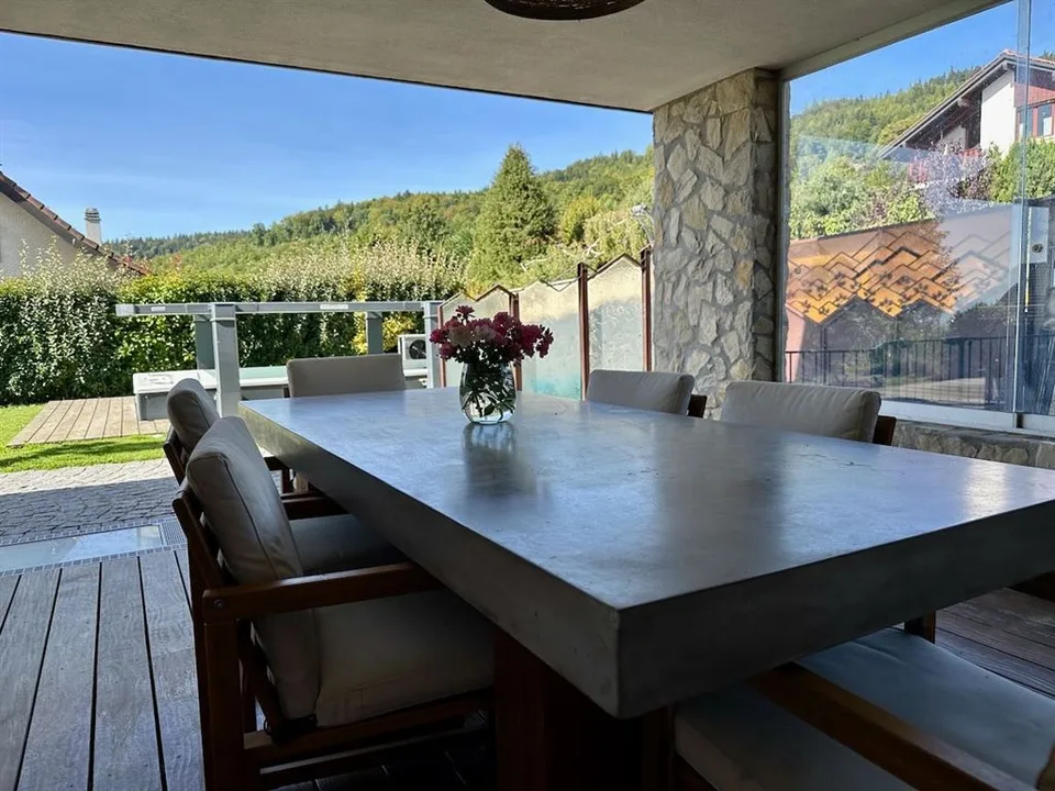 Casa indipendente ristrutturata con vista sul lago - 5 camere da letto, belle caratteristiche