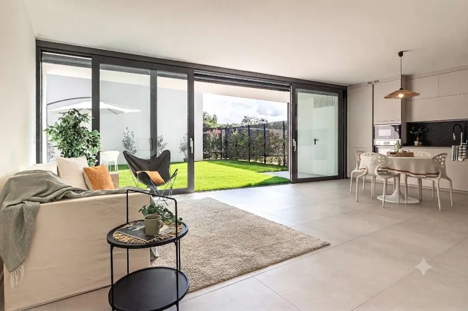 NUOVA VILLA BIFAMILIARE IN ZONA RISERVATA