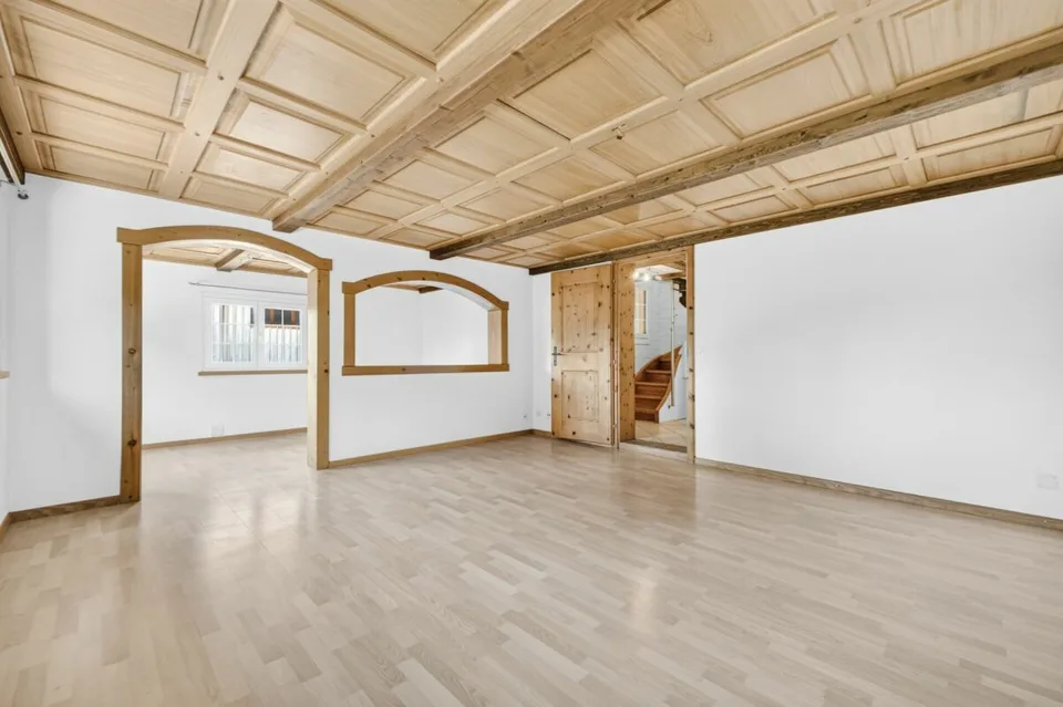 Old building charm meets modern comfort – photo 7 of 27