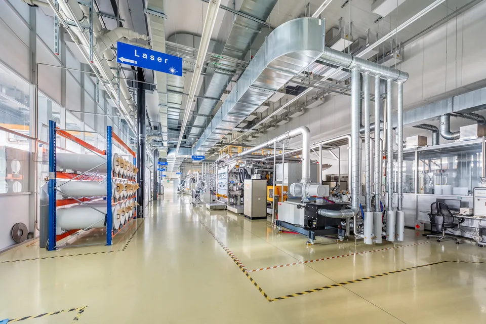 Halle industrielle pour usage propre - idéale pour la production ou la logistique