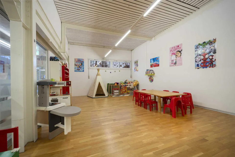 IMMEUBLE COMMERCIAL - FITNESS + APPARTEMENT - EN EXCLUSIVITÉ