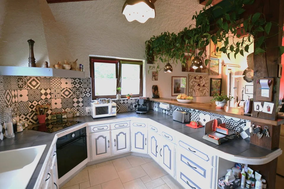 Proprietà familiare in stile provenzale a Porrentruy – foto 9 di 28
