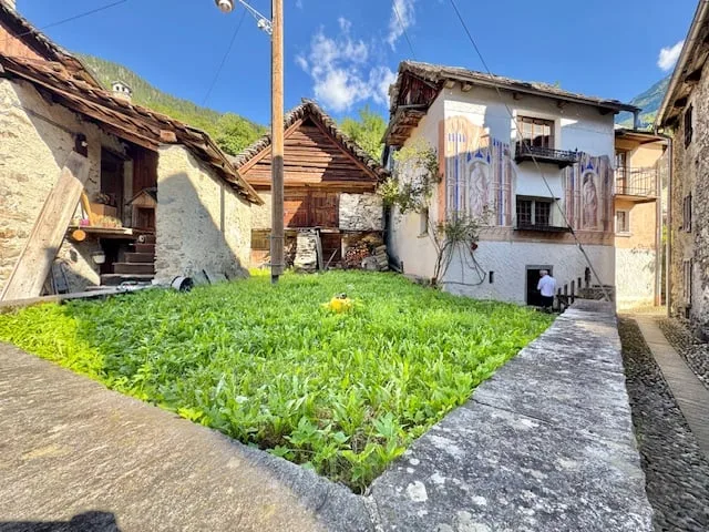 Verkauf in Cerentino - Altes Tessiner Haus mit typischem Walser-Rustico – Foto 6 von 25