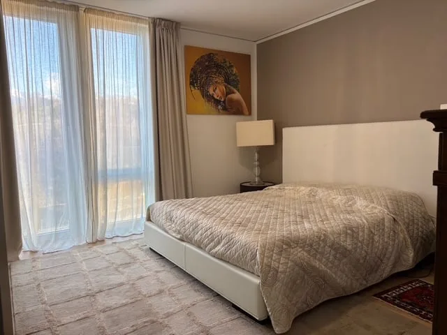 Elegante appartamento di 4.5 locali a Pazzallo