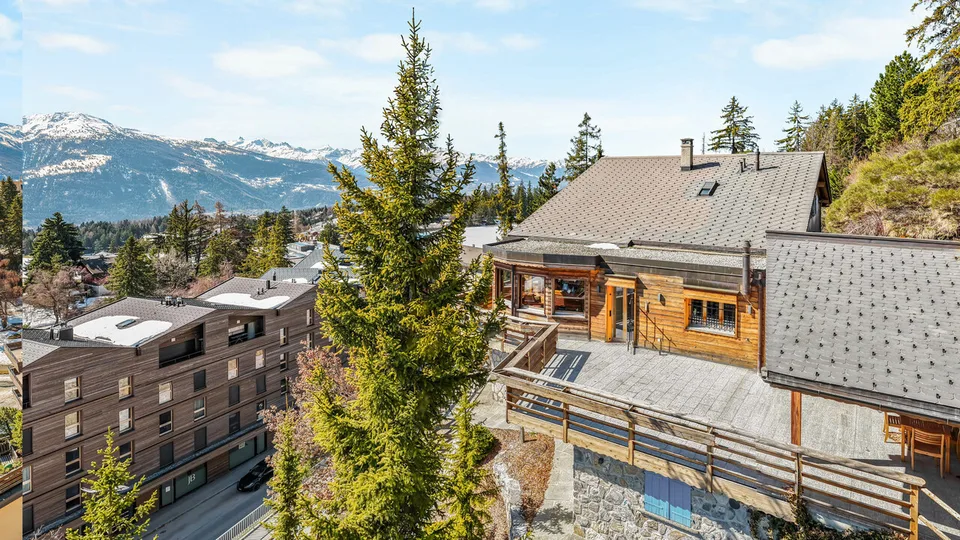 Chalet di prestigio con 10.5 stanze e vista panoramica - Crans-Montana