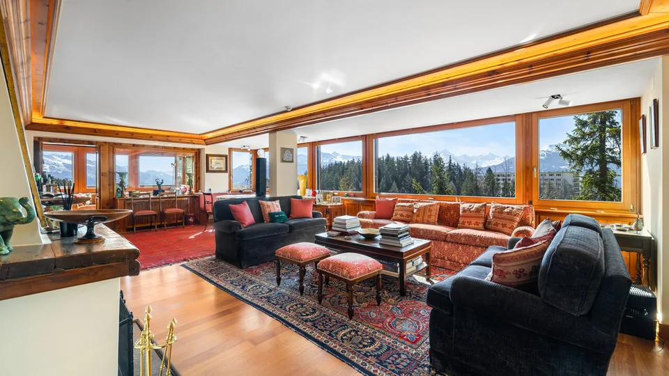 Chalet di prestigio con 10.5 stanze e vista panoramica - Crans-Montana