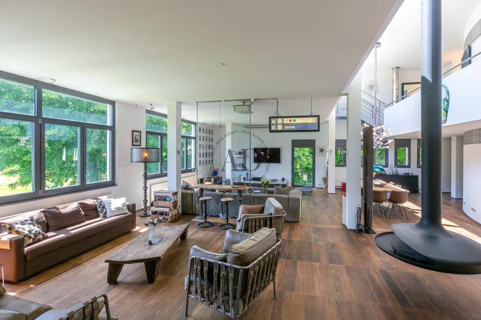 Rare à la vente: Loft proche de Carouge