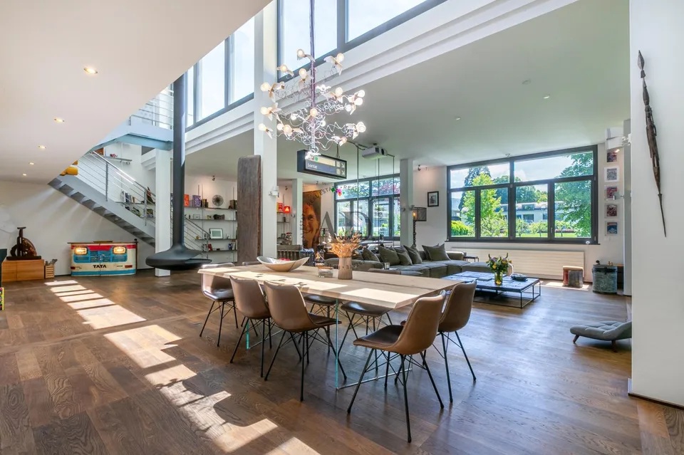 Selten zur Verkauf: Loft in der Nähe von Carouge