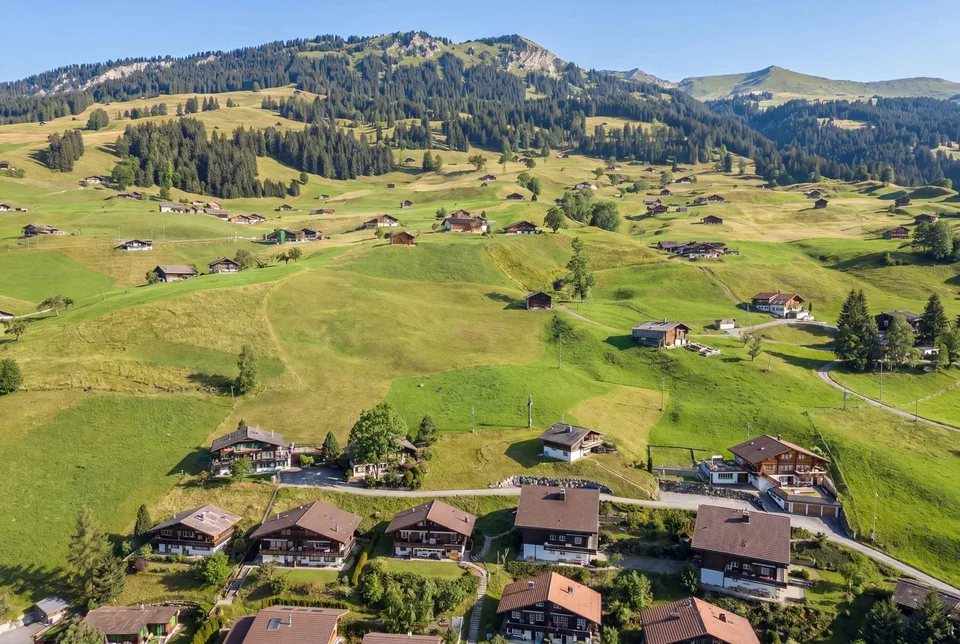 POSIZIONE SOLARE SUL LENK - Terreno edificabile di 747 m² con una vista da sogno sulle montagne – foto 6 di 9