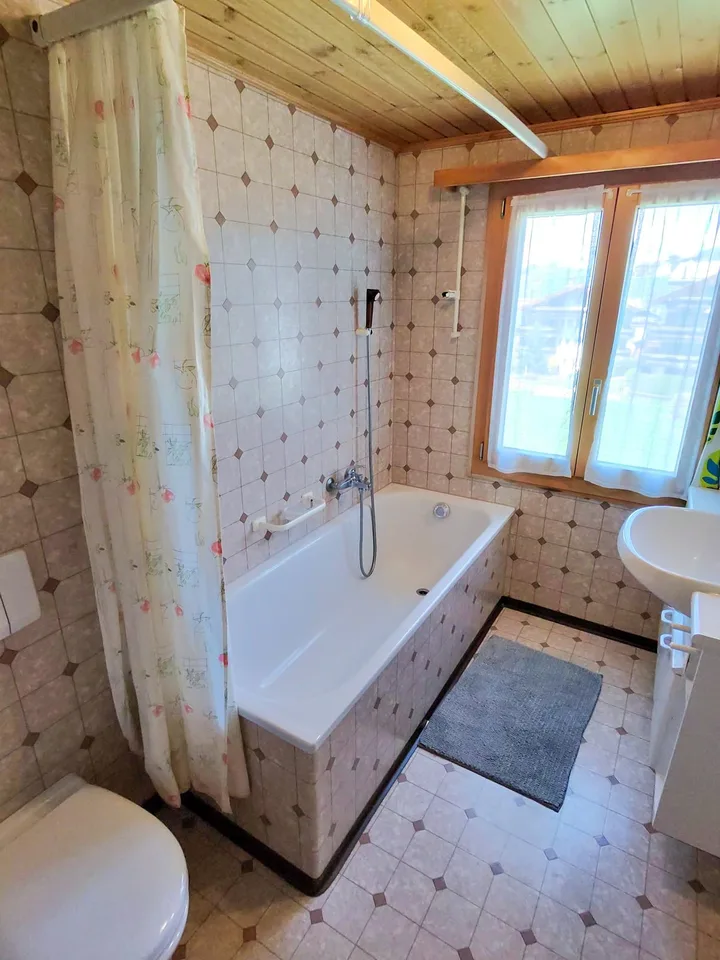 Chalet-Wohnung im 2. OG nahe der Bergbahn – Foto 7 von 10