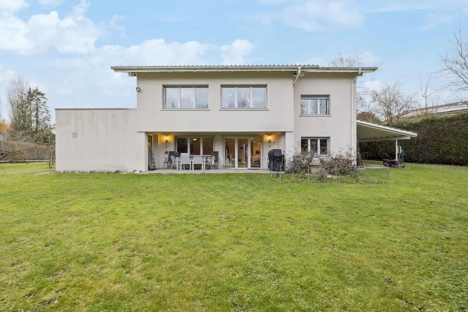 SUPERBE VILLA INDIVIDUELLE QUARTIER CALME DE VILLAS