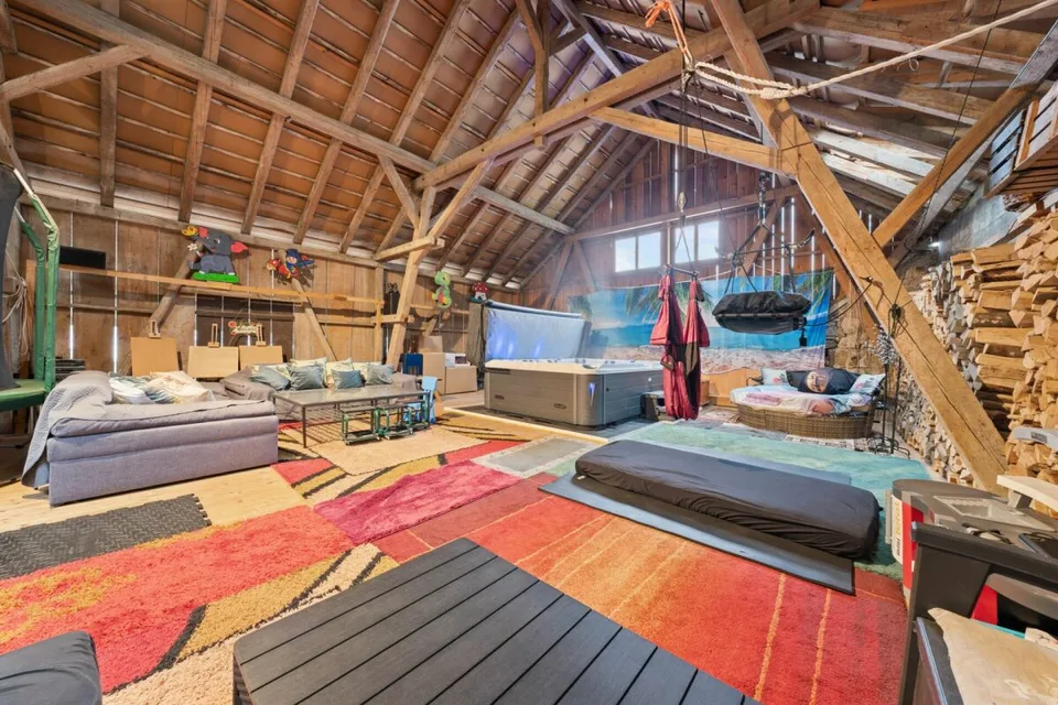 Vuoi costruire appartamenti? E allo stesso tempo vivere in una casa unifamiliare rinnovata e moderna? Allora sei proprio nel posto giusto! – foto 6 di 30